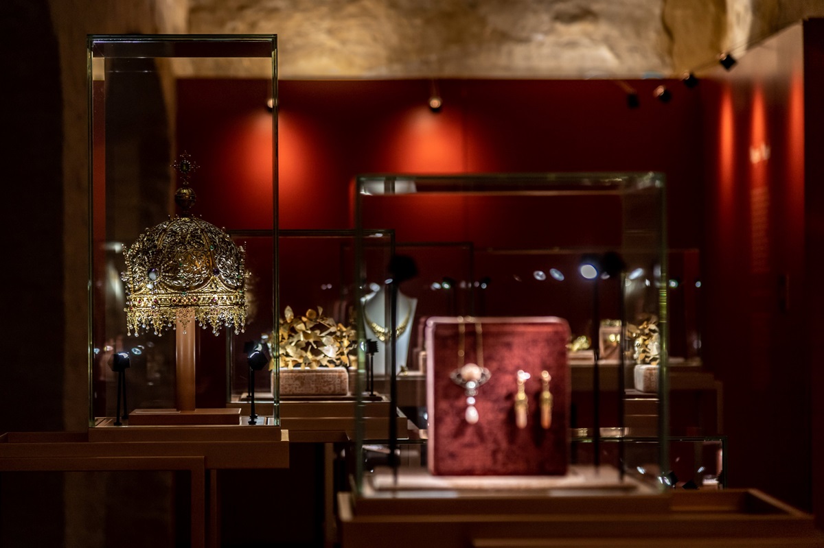 Tour to discover the treasures of Vicenza from the Diocesan Museum to the Jewel Museum