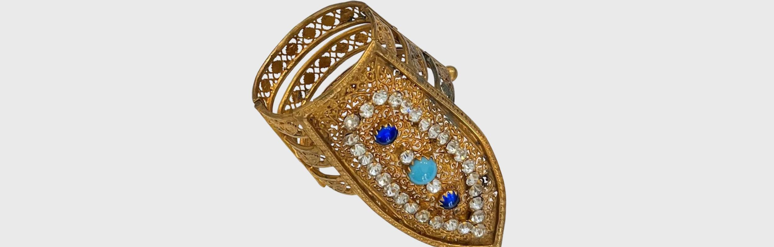 Divas and Jewels on stageCorbella for Renata Tebaldi, Maria Callas and opera singers