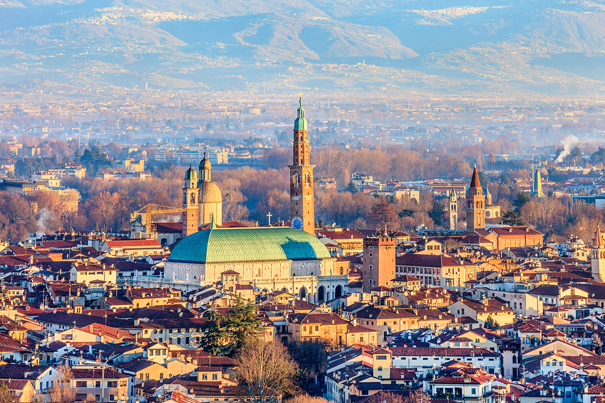 #VicenzaTour2021: guided tours in the historic center of the city