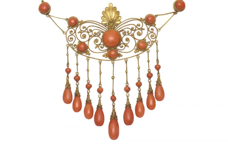 Corallo. L’albero rosso del mare